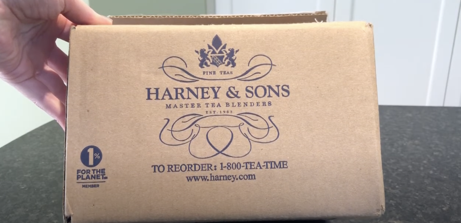 Harney & Sons box-unboxing