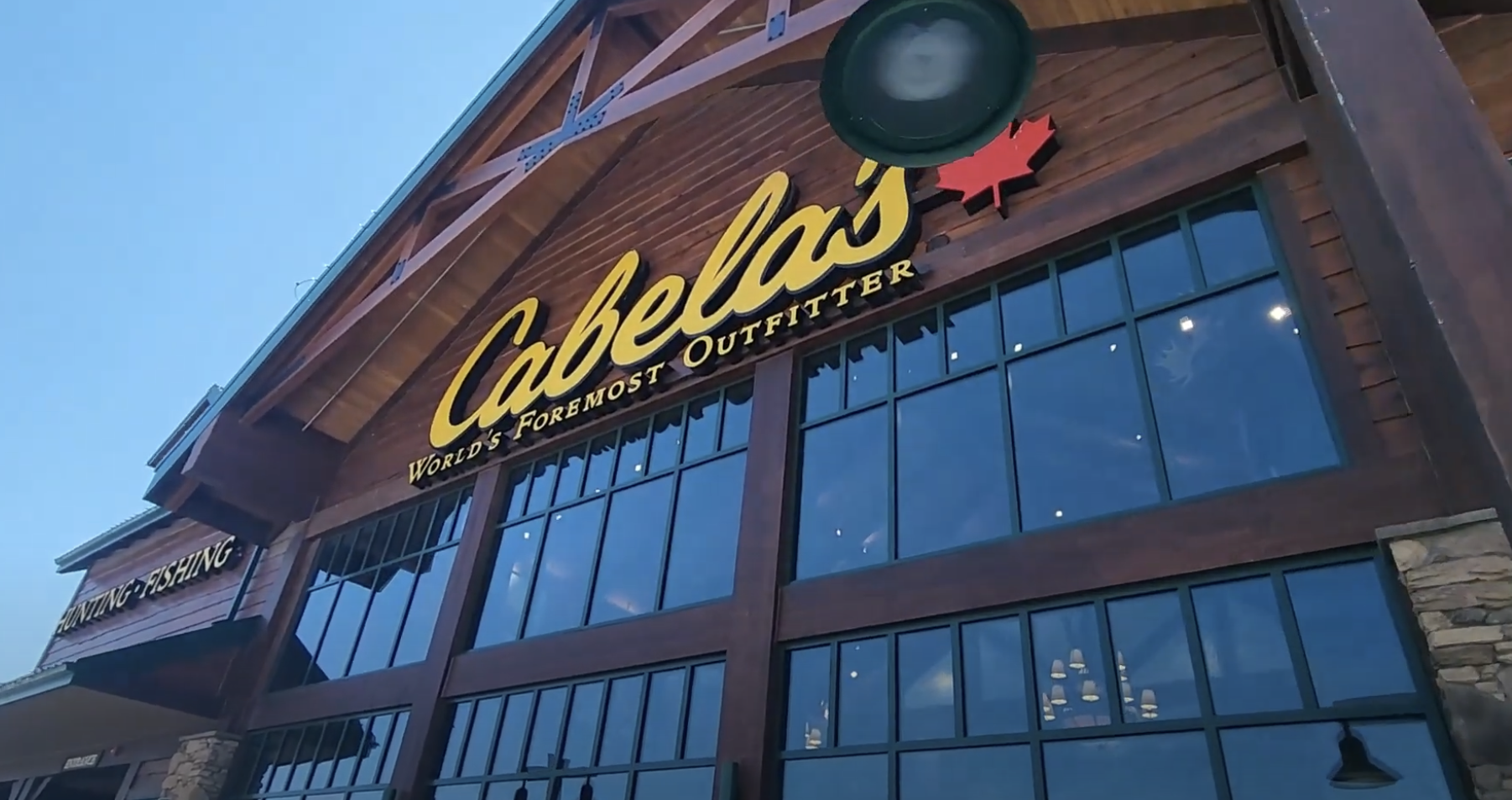 cabelas store front