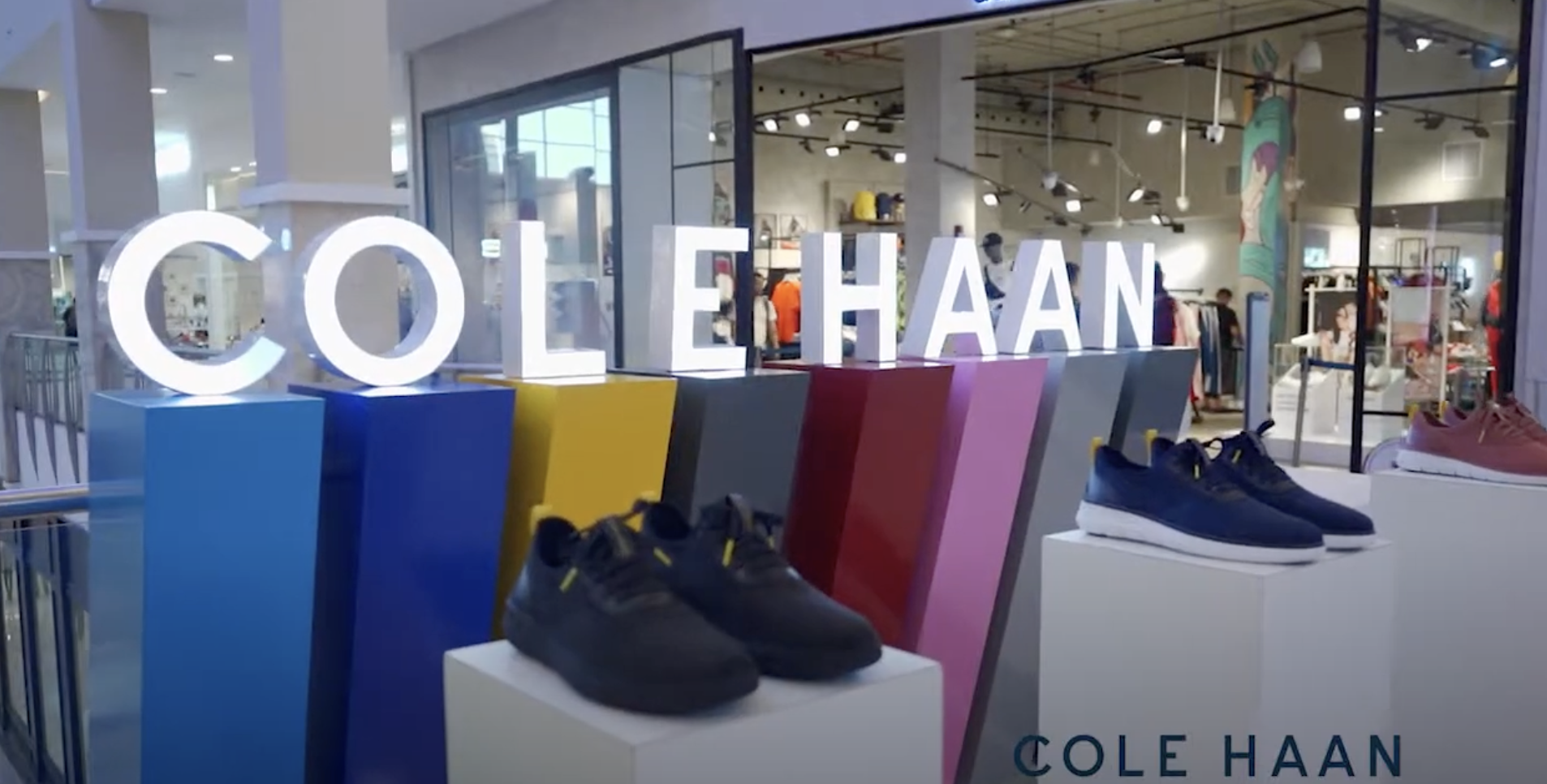 cole haan store interior-shoes